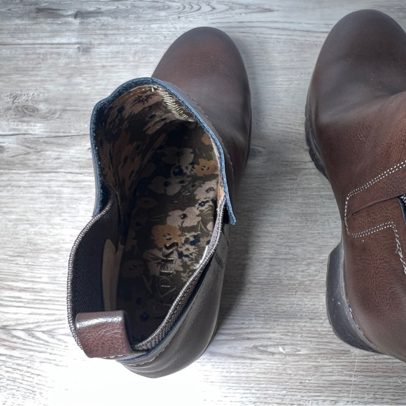 Korks Elsie bootie - Picture 3 of 6